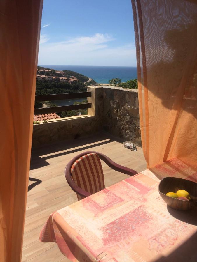 Sardegna-Ferienwohnung Mit Emotionale Meeres Blick Торре-дей-Корсари Экстерьер фото
